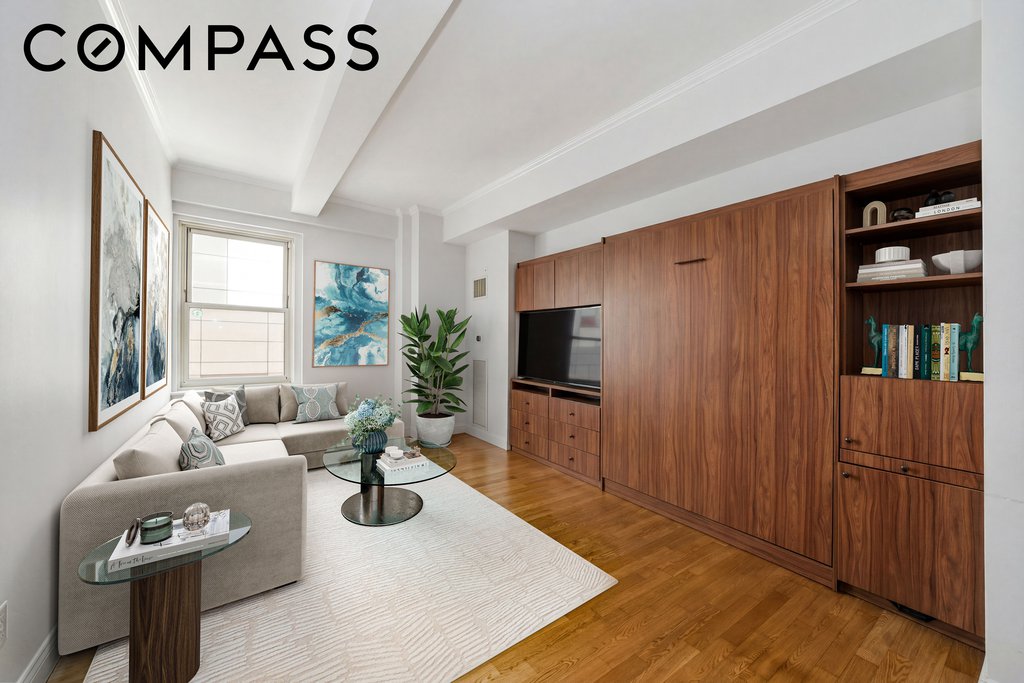 88 Greenwich Street, Unit 715