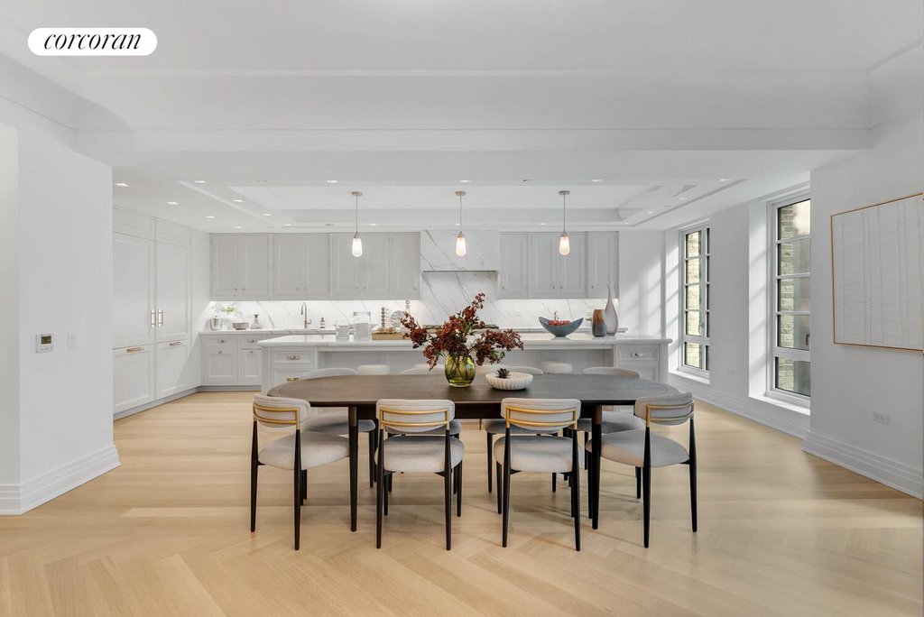 16 Fifth Avenue, Unit 10