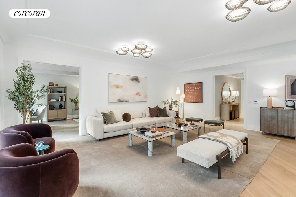 16 Fifth Avenue, Unit 10 photo 5