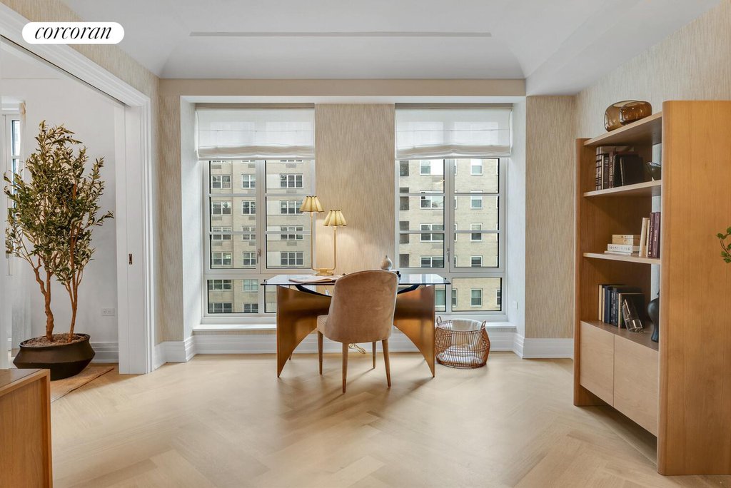 16 Fifth Avenue, Unit 10 photo 10