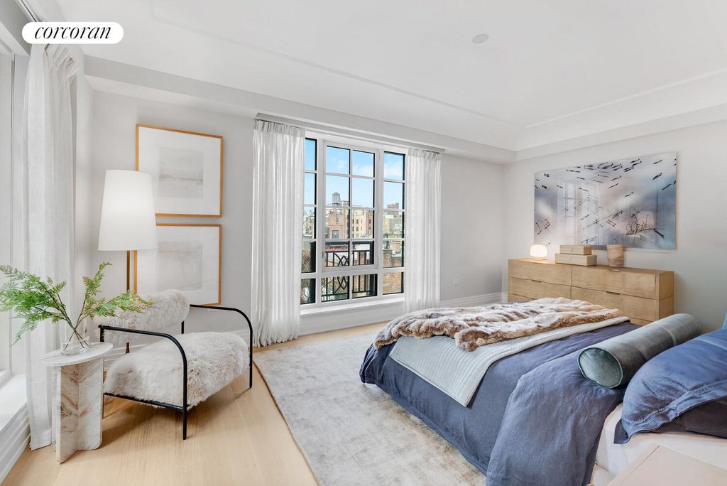 16 Fifth Avenue, Unit 10 photo 11