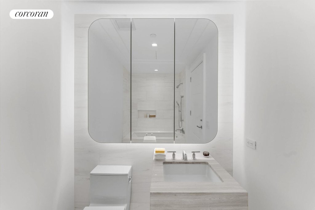 16 Fifth Avenue, Unit 10 photo 16