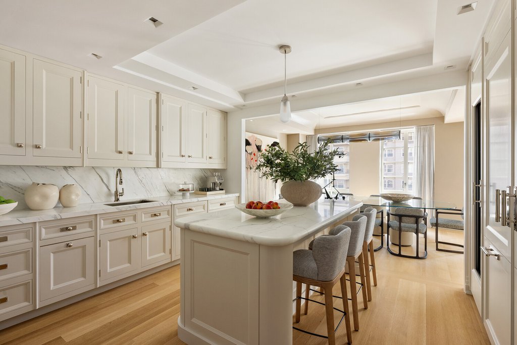 16 Fifth Avenue, Unit 7 photo 4