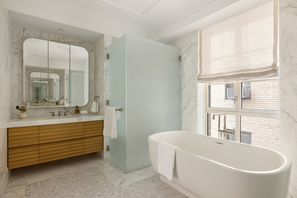 16 Fifth Avenue, Unit 7 photo 11