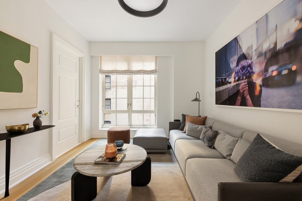 16 Fifth Avenue, Unit 7 photo 12
