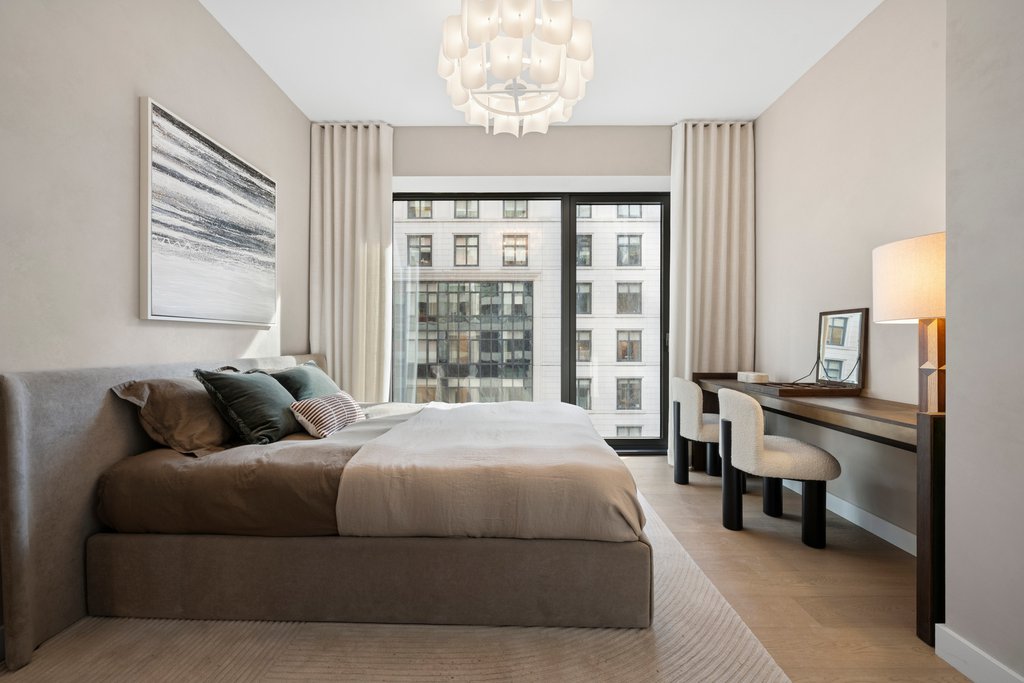 126 East 57th Street, Unit 804 photo 23