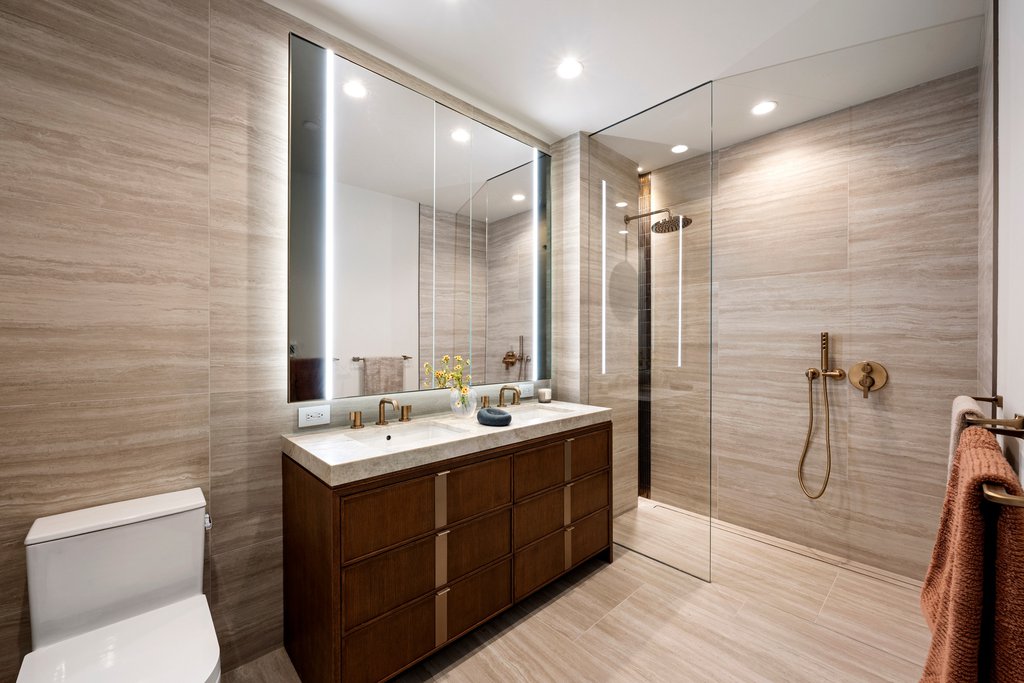 126 East 57th Street, Unit 804 photo 25