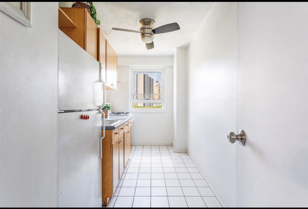 215 Adams Street, Unit 11A photo 8