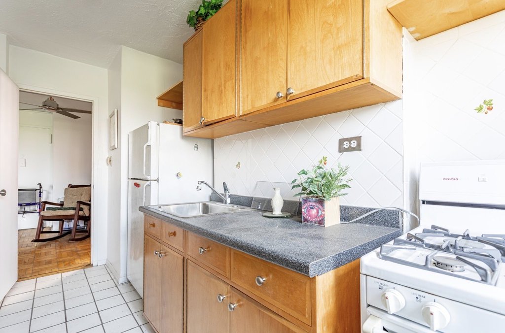 215 Adams Street, Unit 11A photo 14