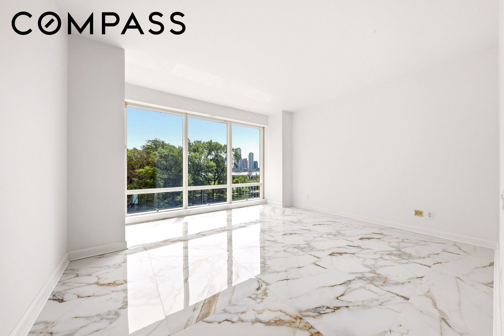 845 United Nations Plaza, Unit 6A photo 12