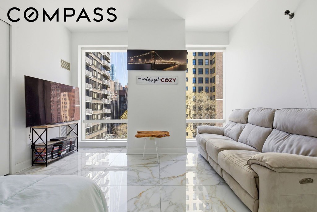 845 United Nations Plaza, Unit 6A photo 14