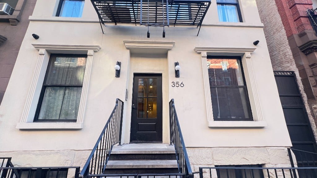 356 West 48th Street, Unit 2A photo 3