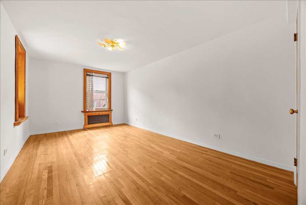 759 East 10th Street, Unit 4A photo 9