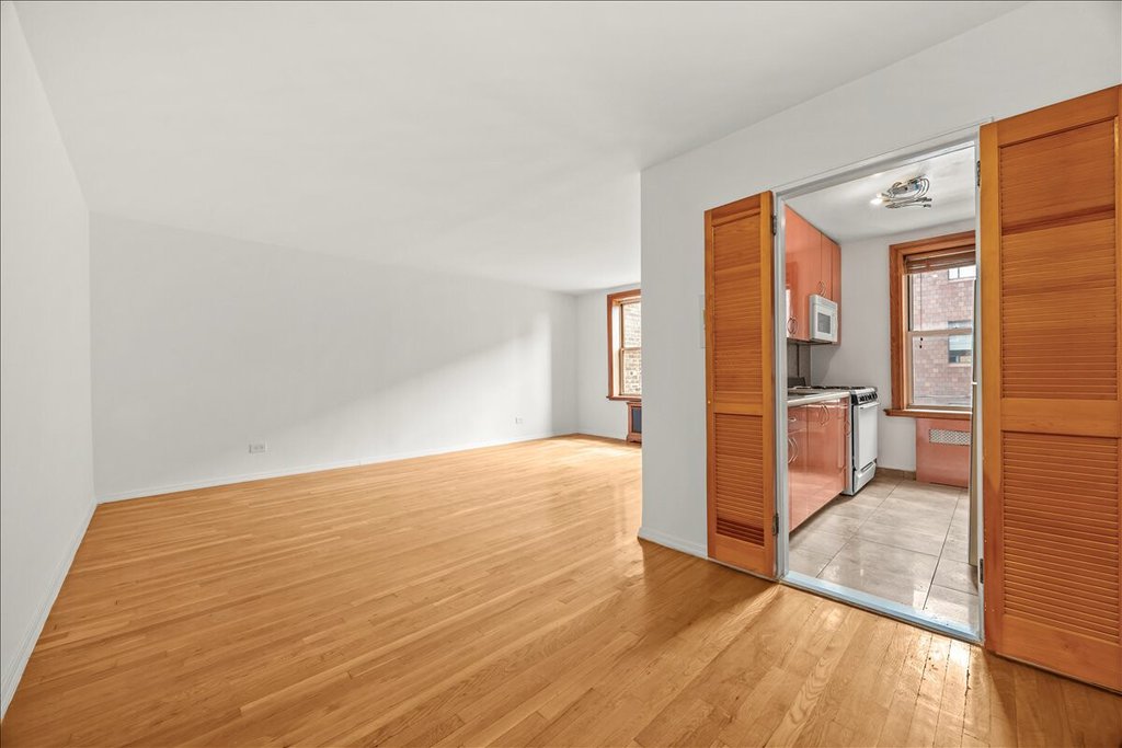 759 East 10th Street, Unit 4A photo 13
