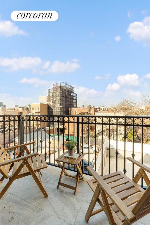 23-23 30th Road, Unit 4C photo 2