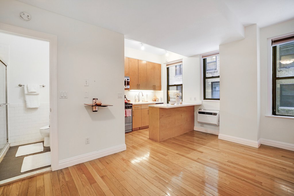 825 West End Avenue, Unit 1I