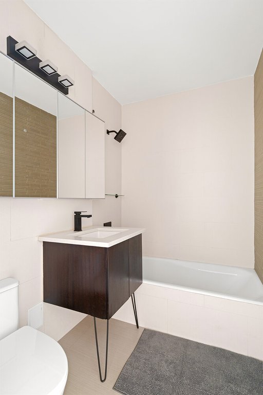 159 West 53rd Street, Unit 11BC photo 8