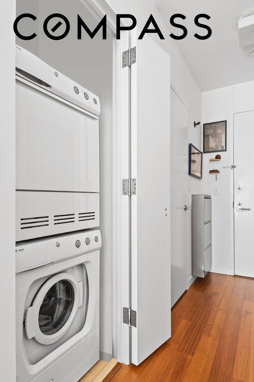 184 Kent Avenue, Unit D408 photo 5