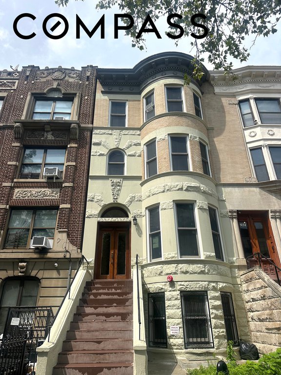 929 Saint Marks Avenue