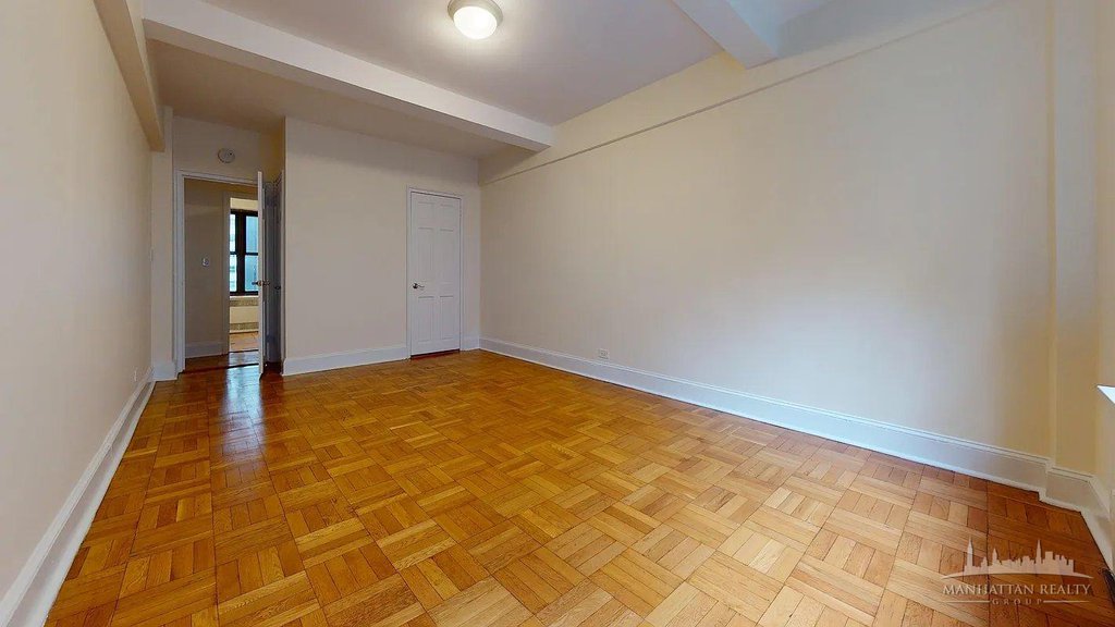 141 East 56th Street, Unit 5C photo 9