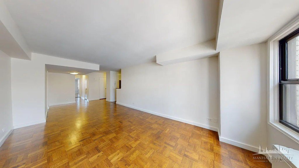 220 EAST 63rd Street, Unit 2K photo 5