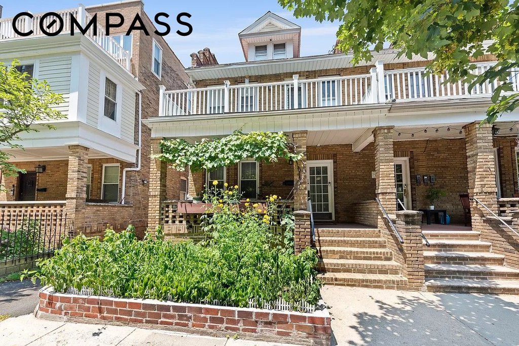 77 Park Terrace West