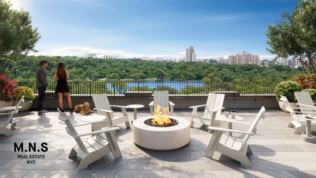 11 Ocean Parkway, Unit PH104 photo 2