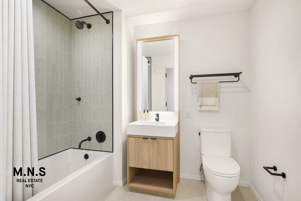 11 Ocean Parkway, Unit PH104 photo 15