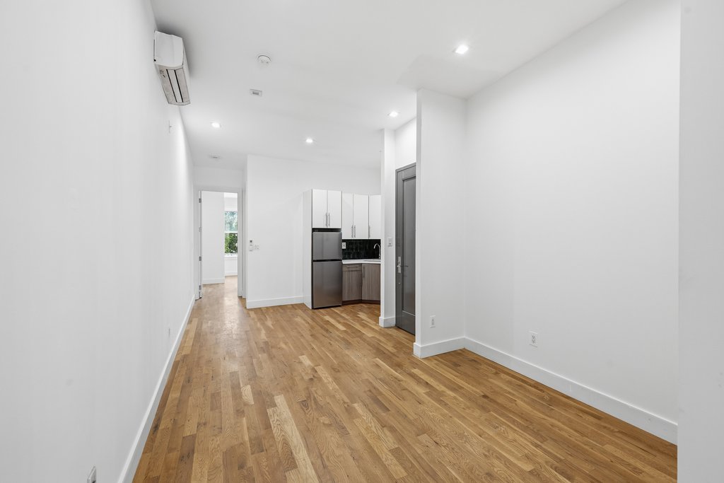 326 Irving Avenue – For Sale photo 7
