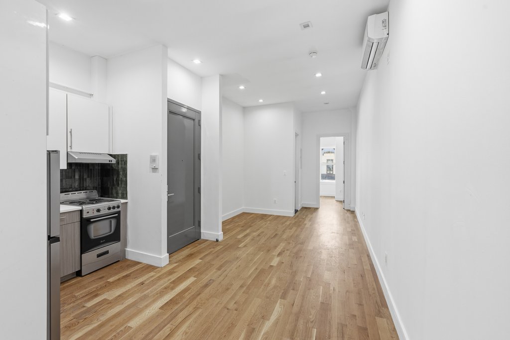 326 Irving Avenue – For Sale photo 8