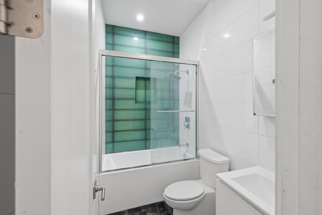 326 Irving Avenue – For Sale photo 10