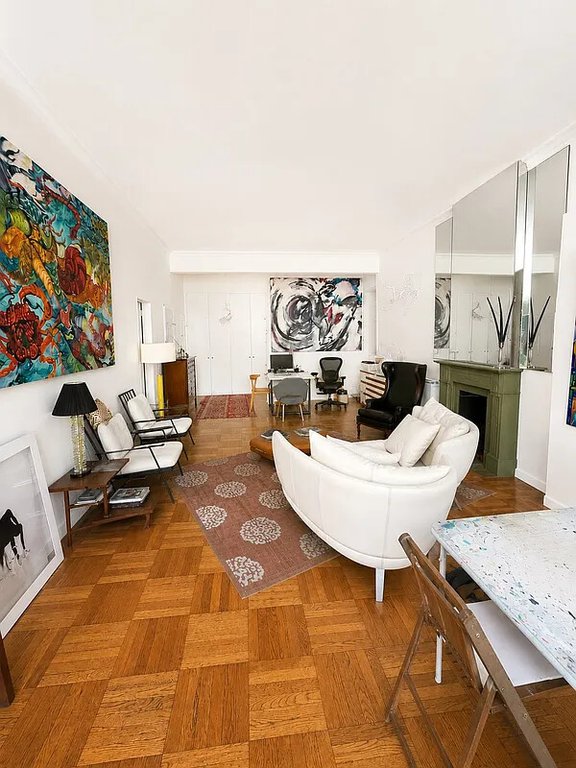 25 East 69th Street, Unit 5T photo 2