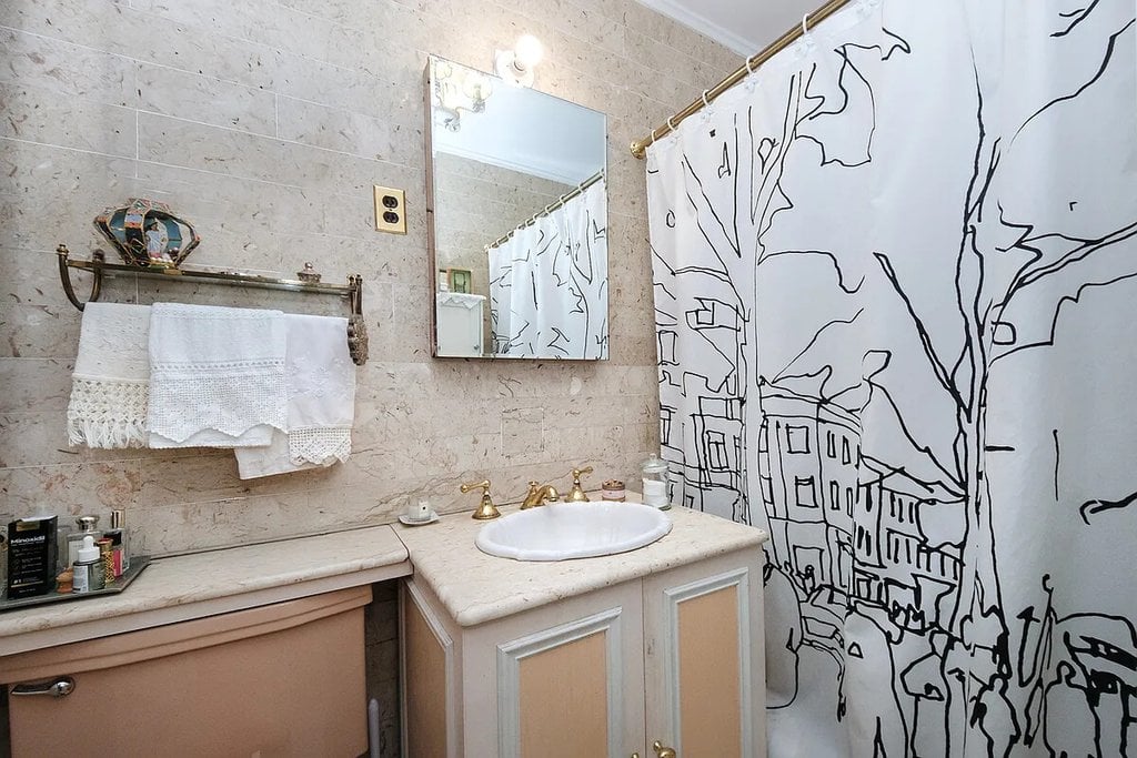 25 East 69th Street, Unit 5T photo 10