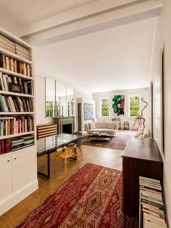 25 East 69th Street, Unit 5T photo 5