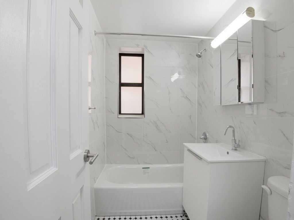 2866 Marion Avenue, Unit 1I photo 20