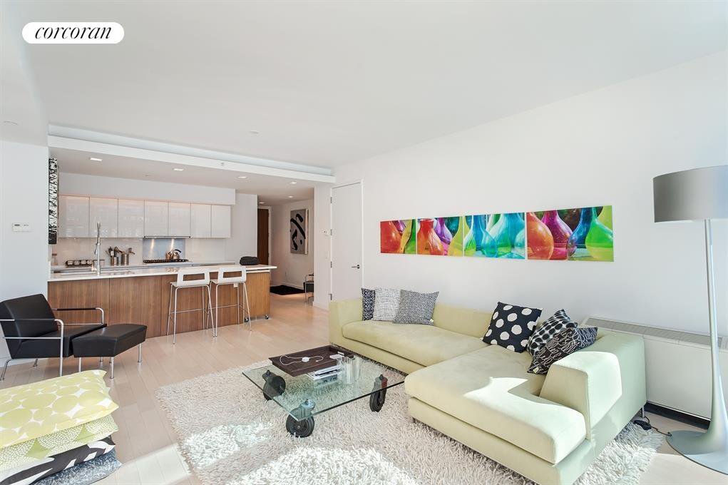 447 West 18th Street, Unit 8B photo 2