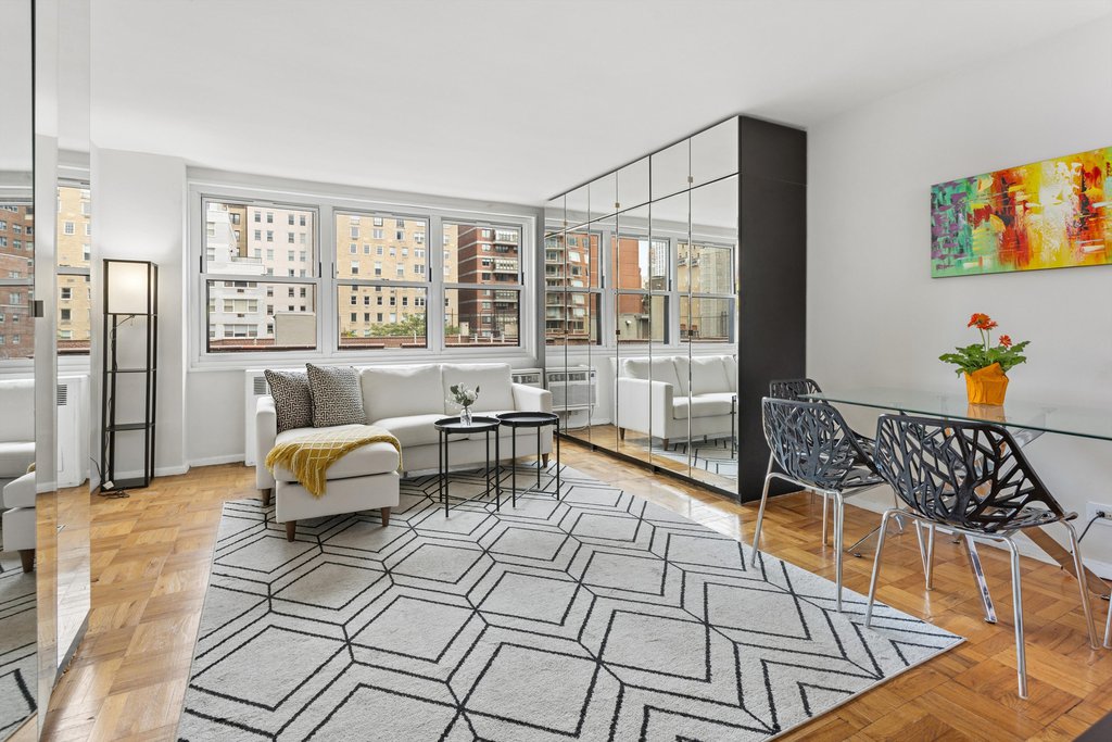 315 East 70th Street, Unit 8B