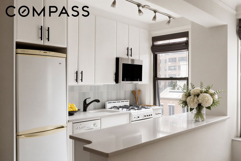 333 East 53rd Street, Unit 8F photo 4