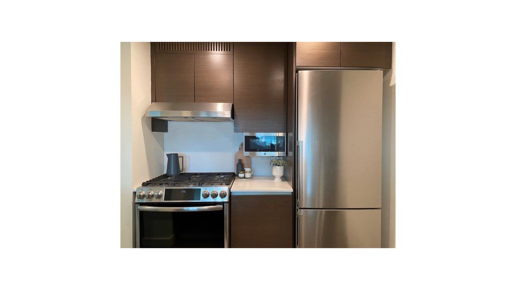 315 West 33rd Street, Unit 30E photo 4