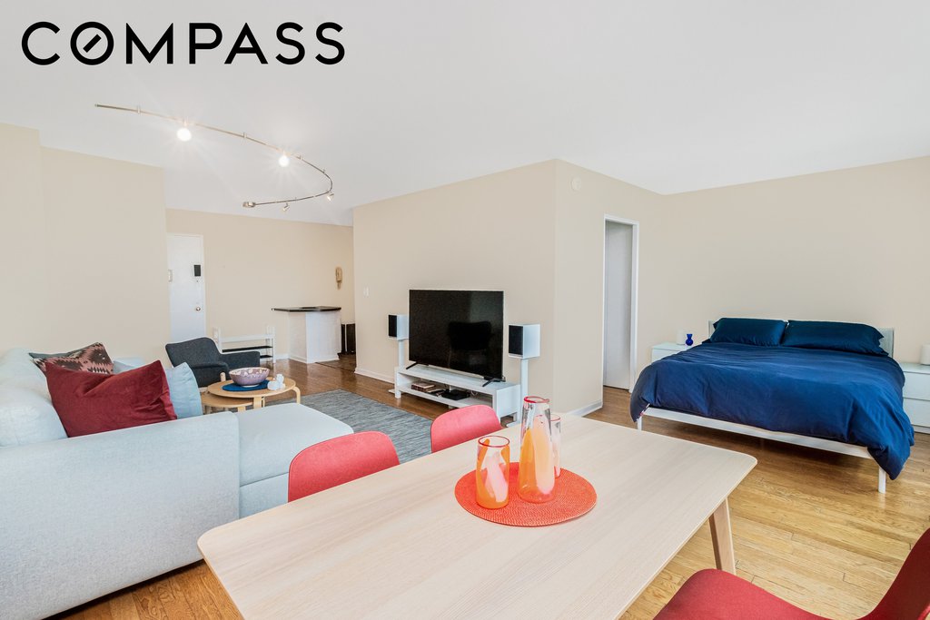 5800 Arlington Avenue, Unit 19O photo 7