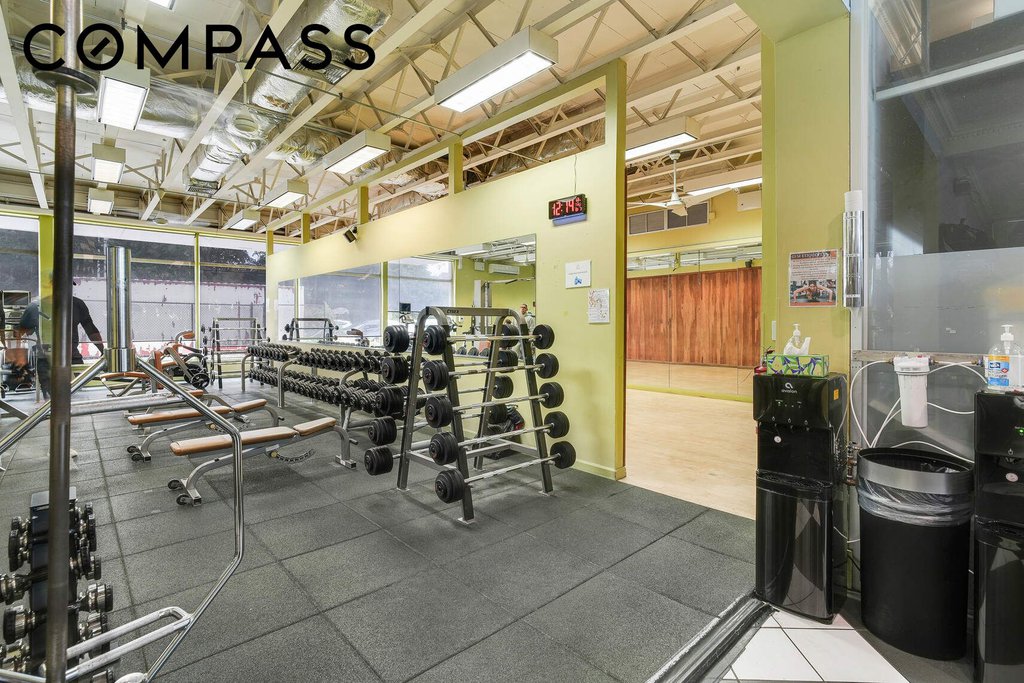 5800 Arlington Avenue, Unit 19O photo 13