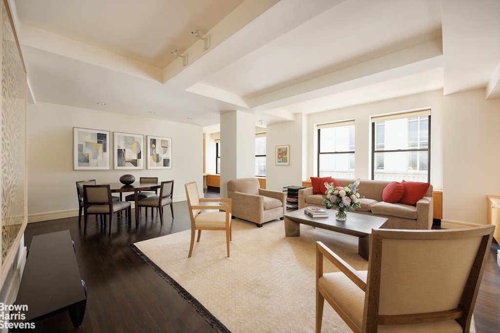40 East 61st Street, Unit 8A