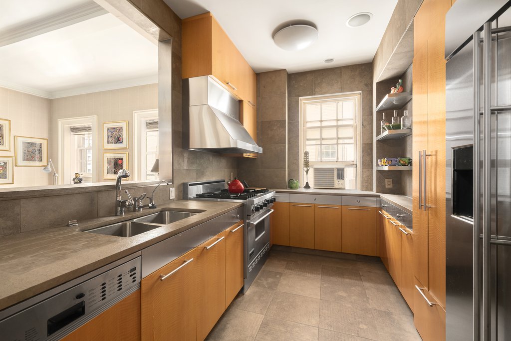 829 Park Avenue, Unit 8B photo 7