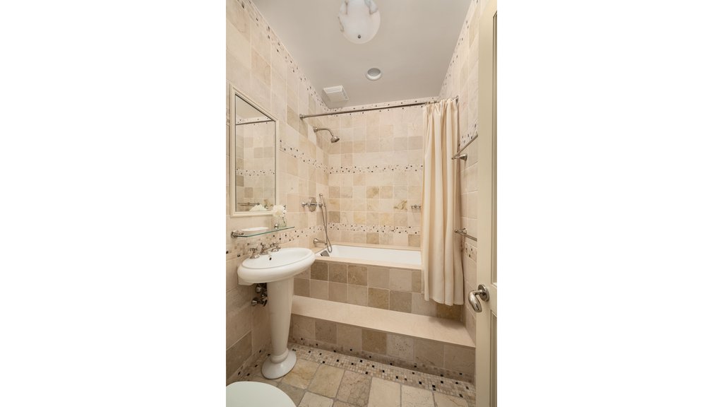 829 Park Avenue, Unit 8B photo 13