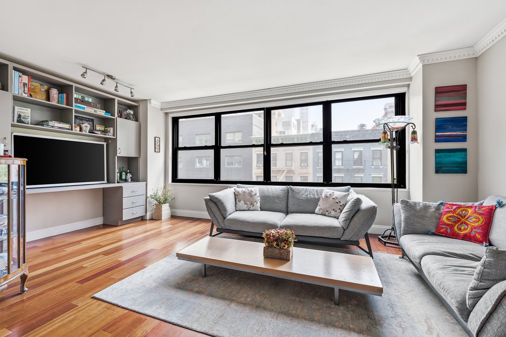 225 East 57th Street, Unit 5M photo 2