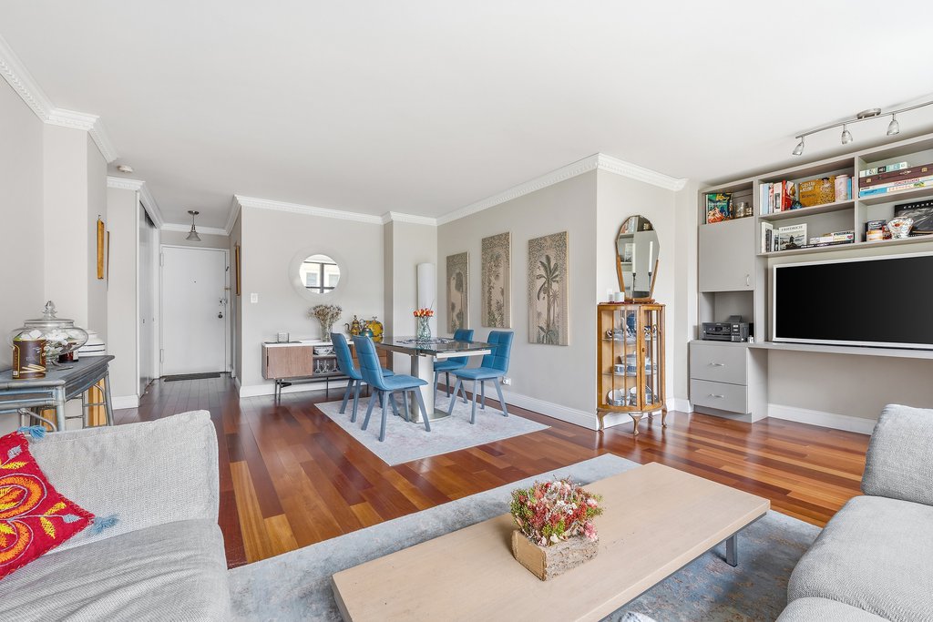 225 East 57th Street, Unit 5M photo 3