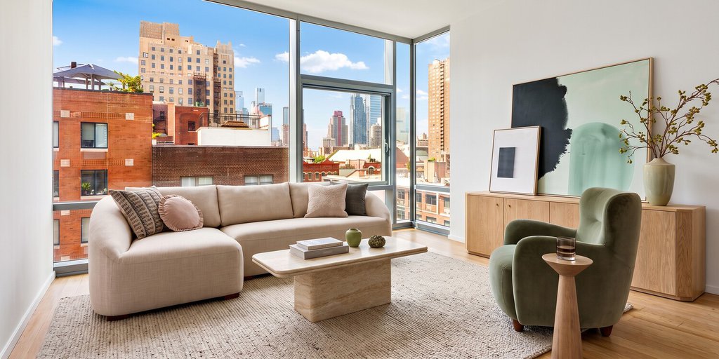 425 West 53rd Street, Unit 706 photo 2
