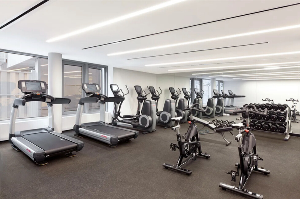 425 West 53rd Street, Unit 706 photo 9