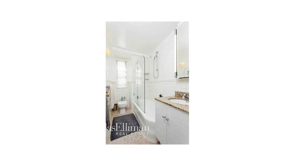 308 East 79th Street, Unit 13C photo 4