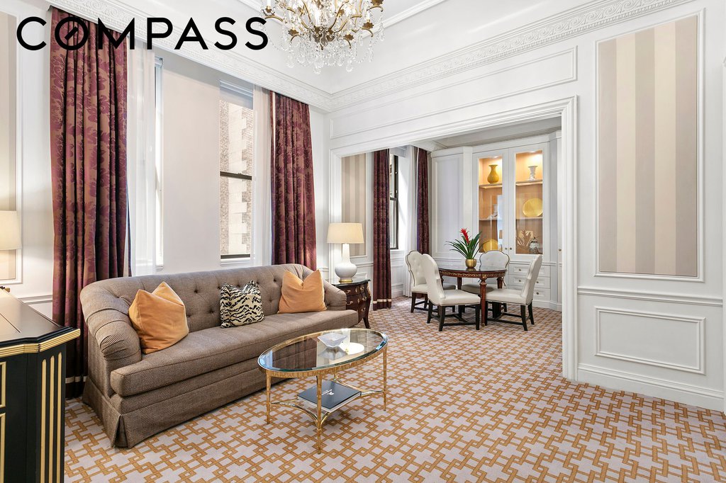 2 East 55th Street, Unit 922W34